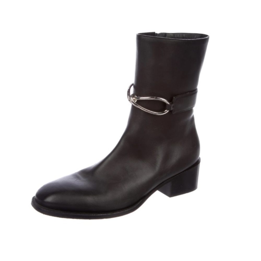 Balenciaga Infinity Link Leather booties